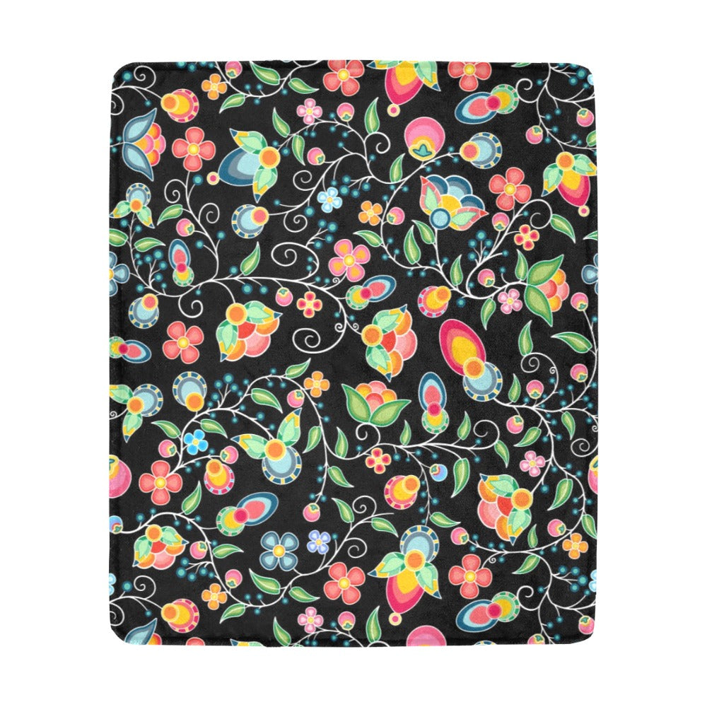 Floral Bounty Ultra-Soft Micro Fleece Blanket 50"x60"