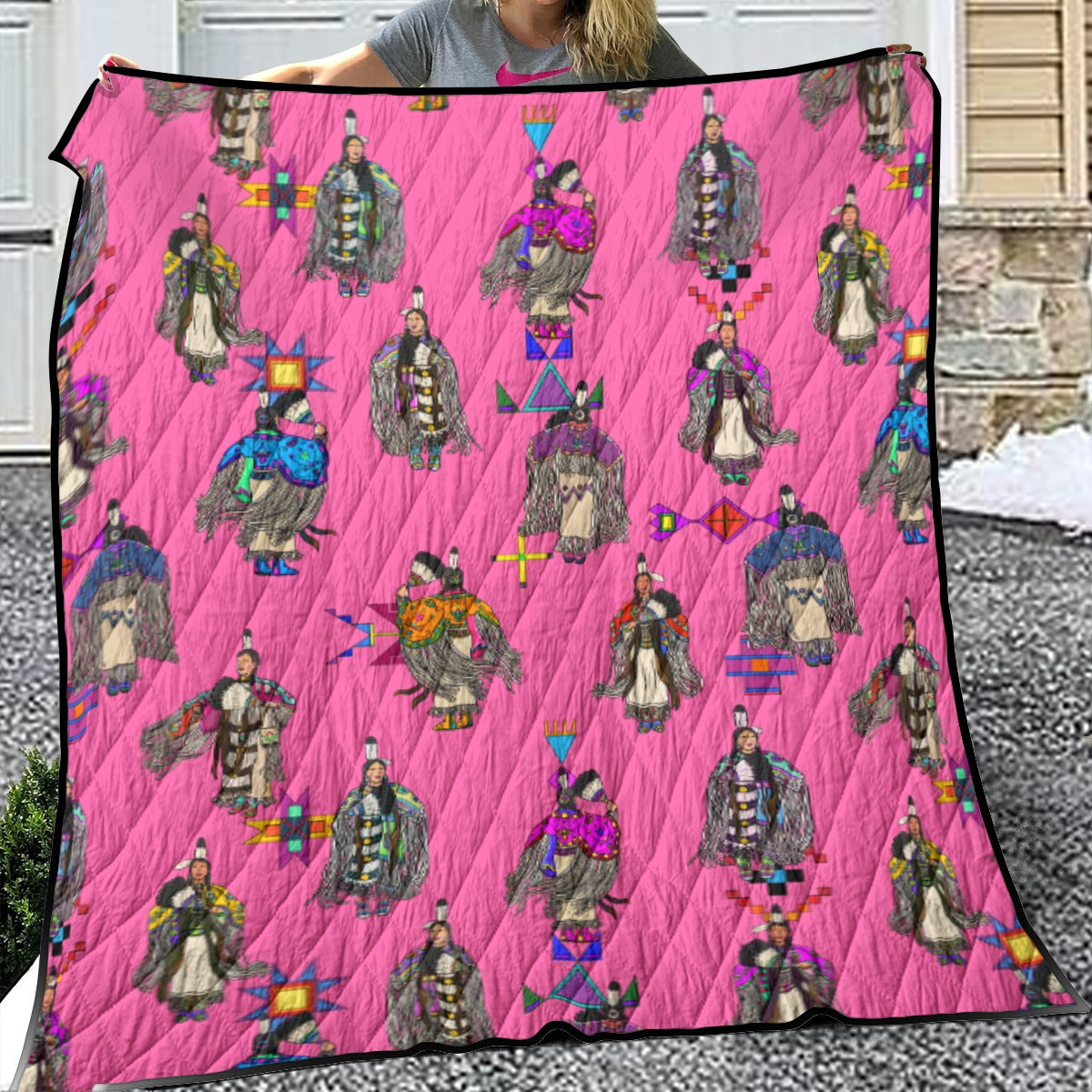 Women's Tradish Dancers Pink Lightweight Quilt
