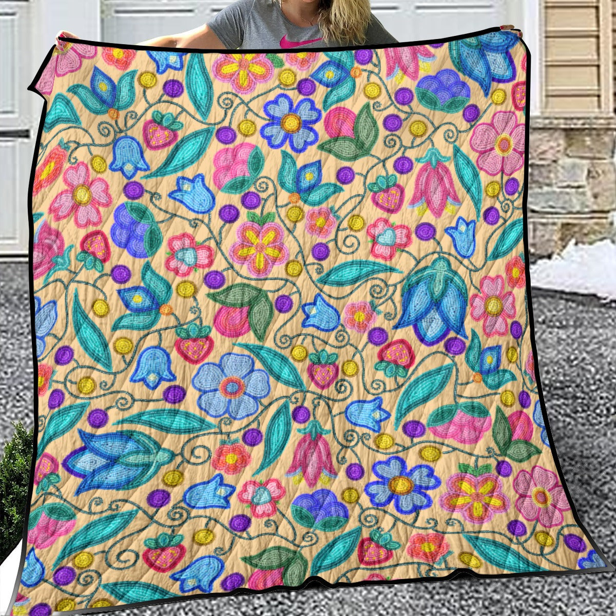 Sweet Offering Cream Lightweight Quilt