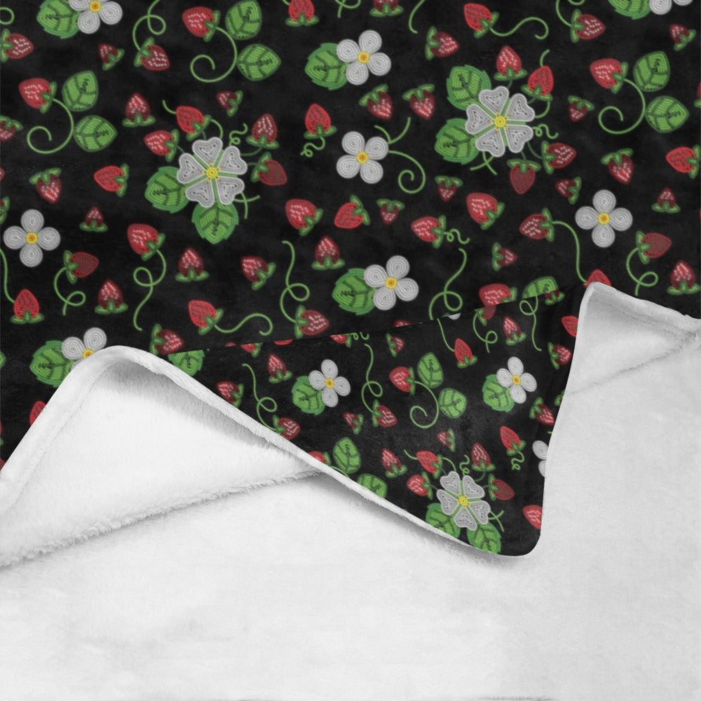 Strawberry Dreams Midnight X-Large Micro Fleece Blanket