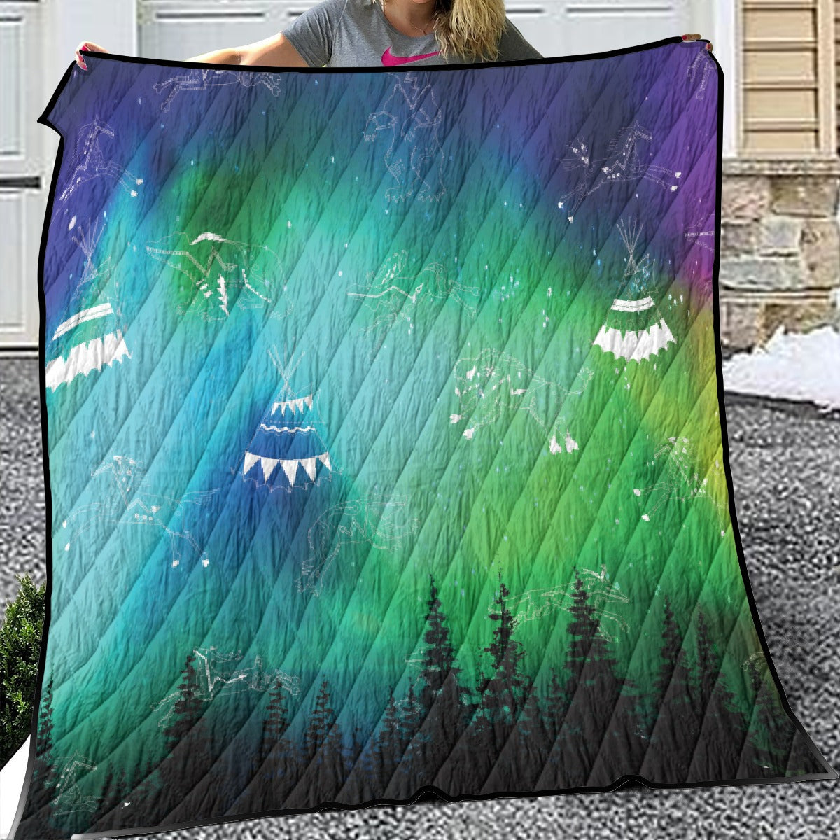Aurora Medicine Animals Lightweight Quilt