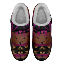 Load image into Gallery viewer, Between the Mountains Berry Ikinnii Indoor Slipper 49 Dzine 

