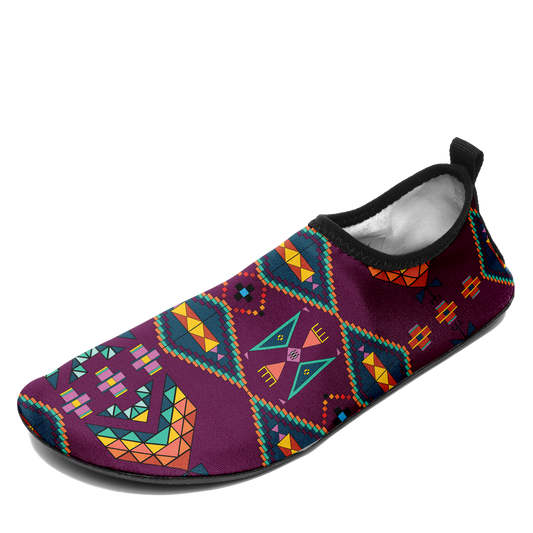 Travois Tipi Berry Kid's Sockamoccs Slip On Shoes