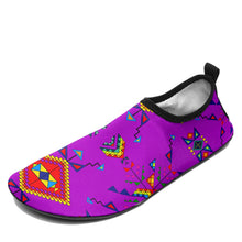 Load image into Gallery viewer, Buffalo Jump Purple Sockamoccs
