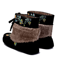 Load image into Gallery viewer, Prairie Paintbrush Black Leather MocLux Short Style with Fur
