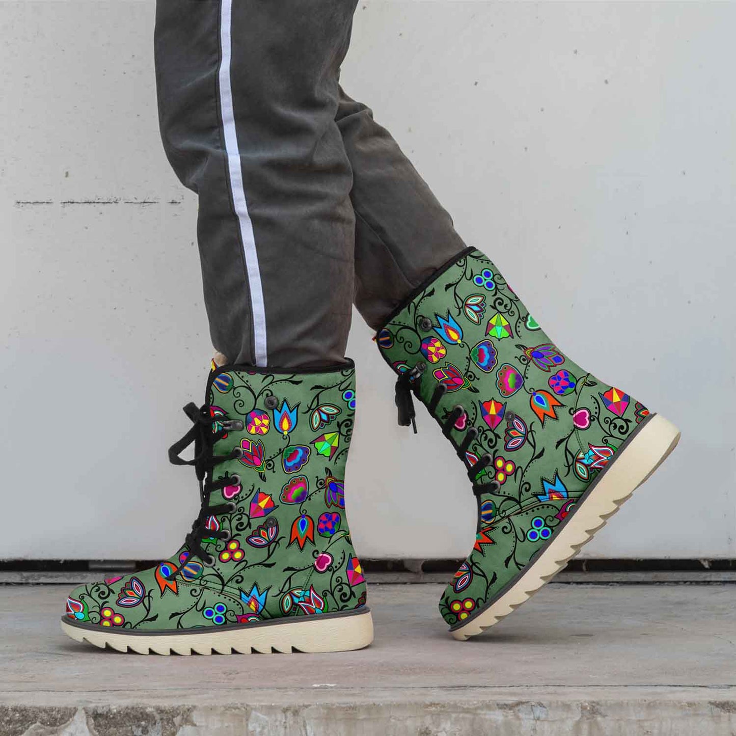 Indigenous Paisley Dark Sea Polar Winter Boots