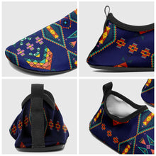 Load image into Gallery viewer, Travois Tipi Blue Sockamoccs
