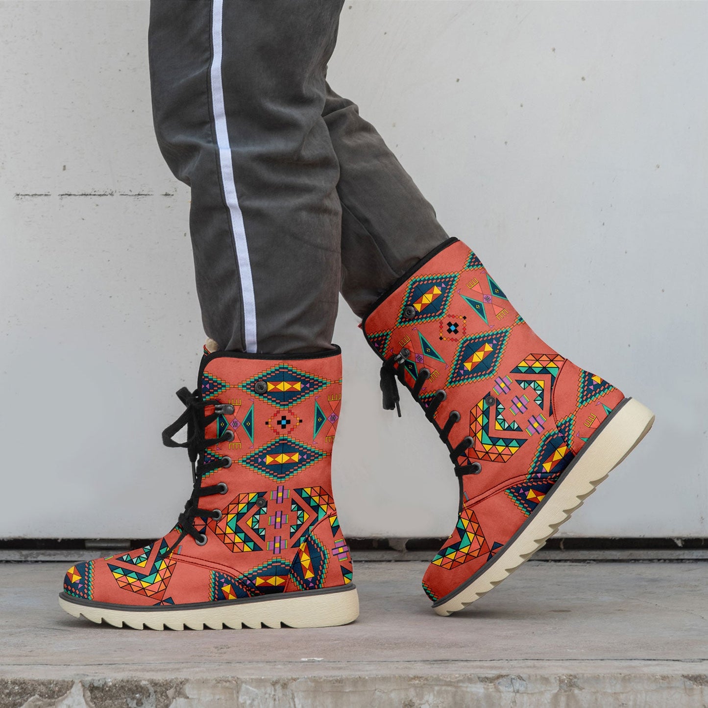 Travois Tipi Canyon Earth Polar Winter Boots