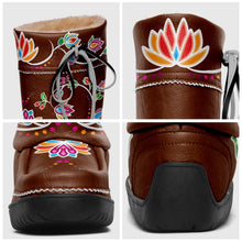 Load image into Gallery viewer, Waterbird Wildflowers Real Leather MocLux
