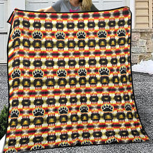 Load image into Gallery viewer, Medicine Wheel Sage Bear Paw Lightweight Quilt
