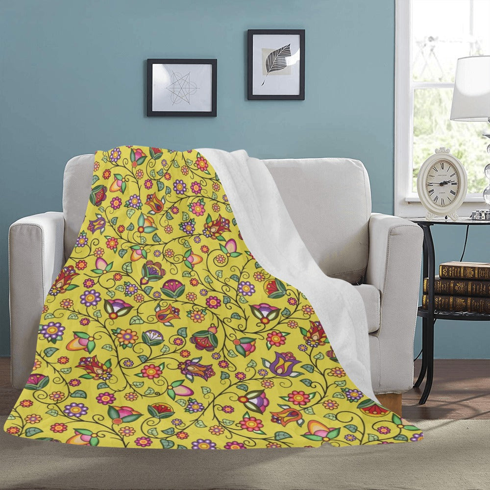 Heartbeat Petals Yellow X-Large Micro Fleece Blanket