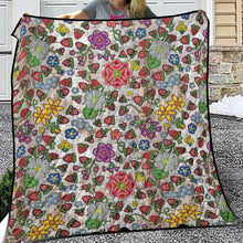 Load image into Gallery viewer, Berry Pop Br Bark Lightweight Quilt
