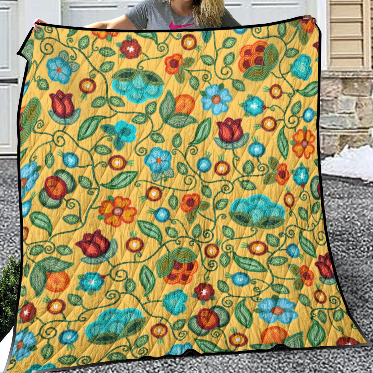 Prairie Fire Petals Honey Lightweight & Breathable Quilt