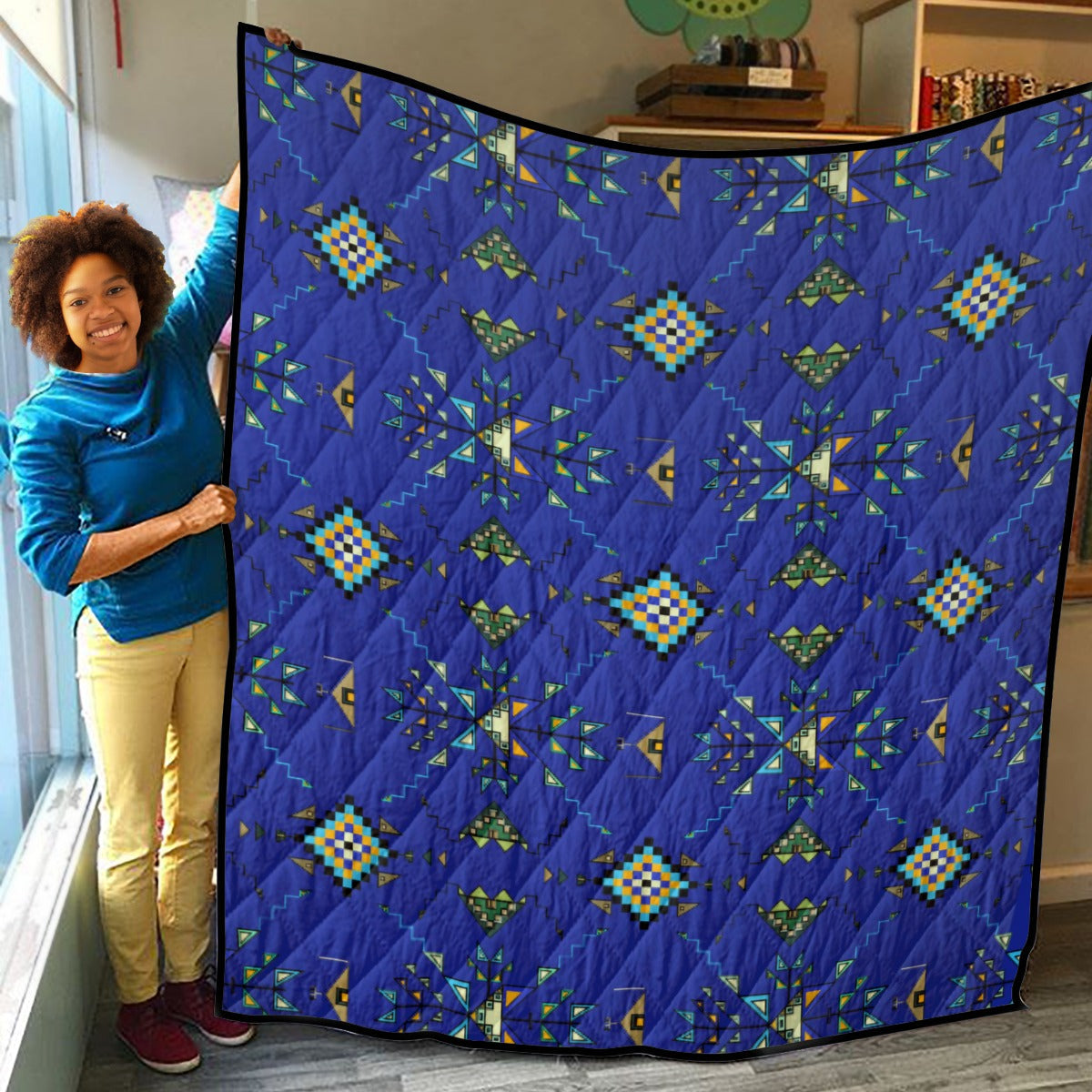 Bear Shield Dark Blue Lightweight & Breathable Quilt