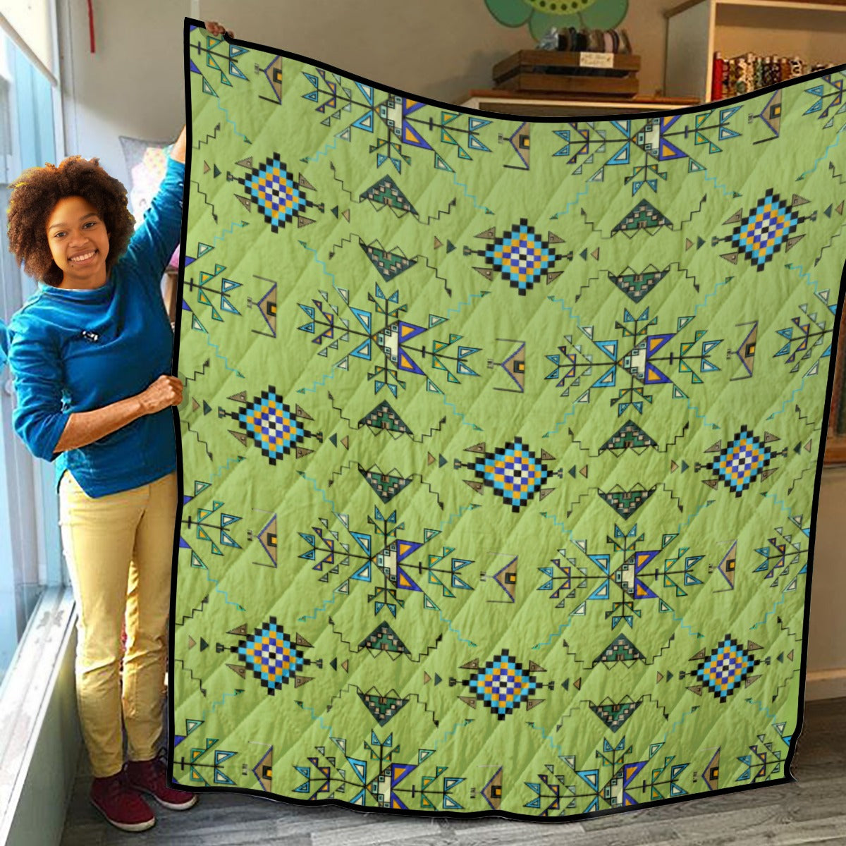 Bear Shield Green Lightweight & Breathable Quilt