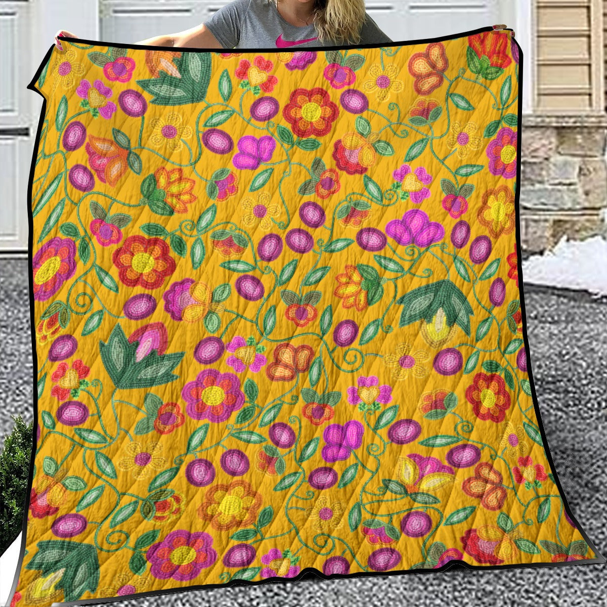 Boreal Bounty Dark Yellow Lightweight & Breathable Quilt