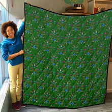 Load image into Gallery viewer, Dakota Damask Green Lightweight Quilt
