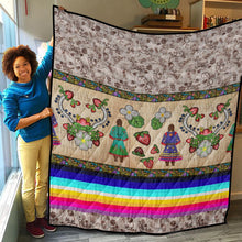 Load image into Gallery viewer, Aunties Gifts Lightweight Quilt
