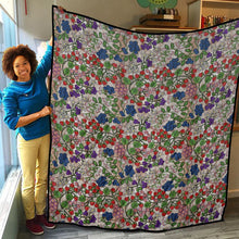 Load image into Gallery viewer, Takwakin Harvest Br Bark Lightweight Quilt
