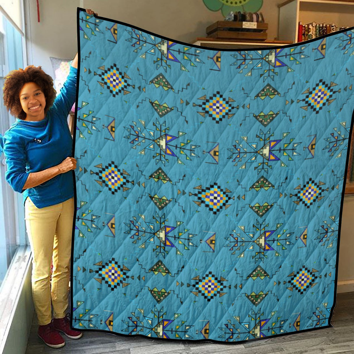 Bear Shield Blue Lightweight & Breathable Quilt