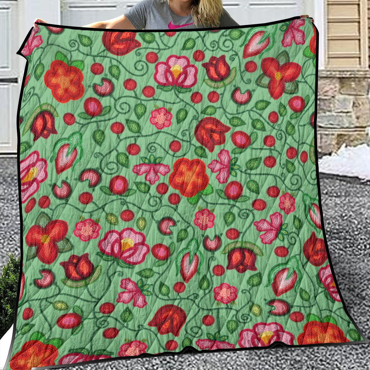 Rose Reverie Green Lightweight Quilt