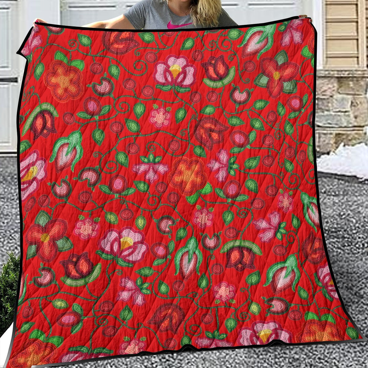 Rose Reverie Red Lightweight Quilt