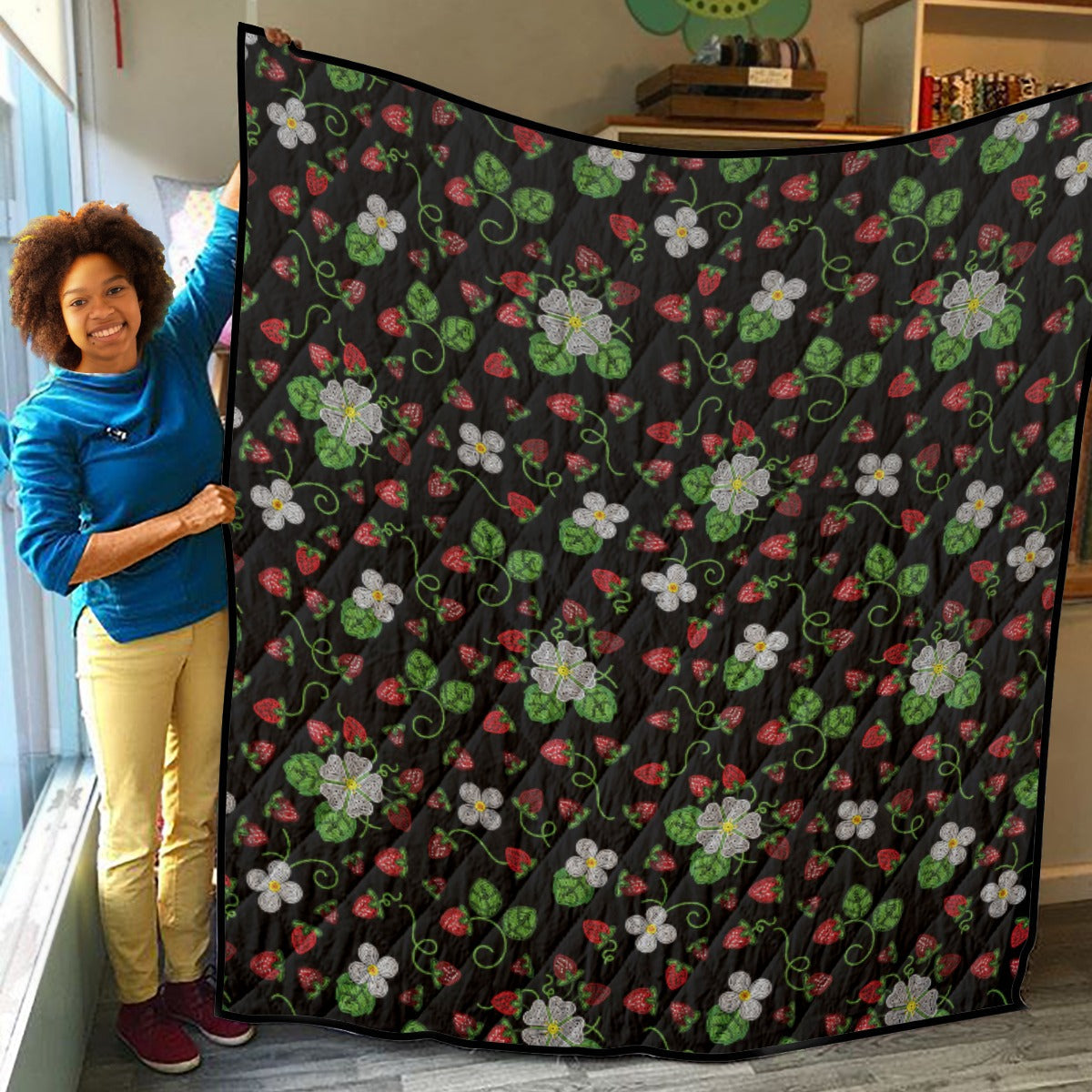 Strawberry Dreams Midnight Lightweight Quilt