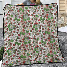 Load image into Gallery viewer, Strawberry Dreams Br Bark Lightweight Quilt
