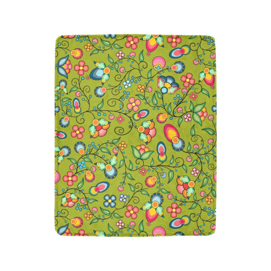 Floral Bounty Sweetgrass Ultra-Soft Micro Fleece Blanket 40"x50"