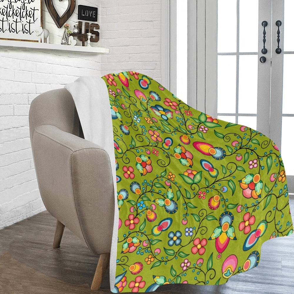 Floral Bounty Sweetgrass X-Large Micro Fleece Blanket