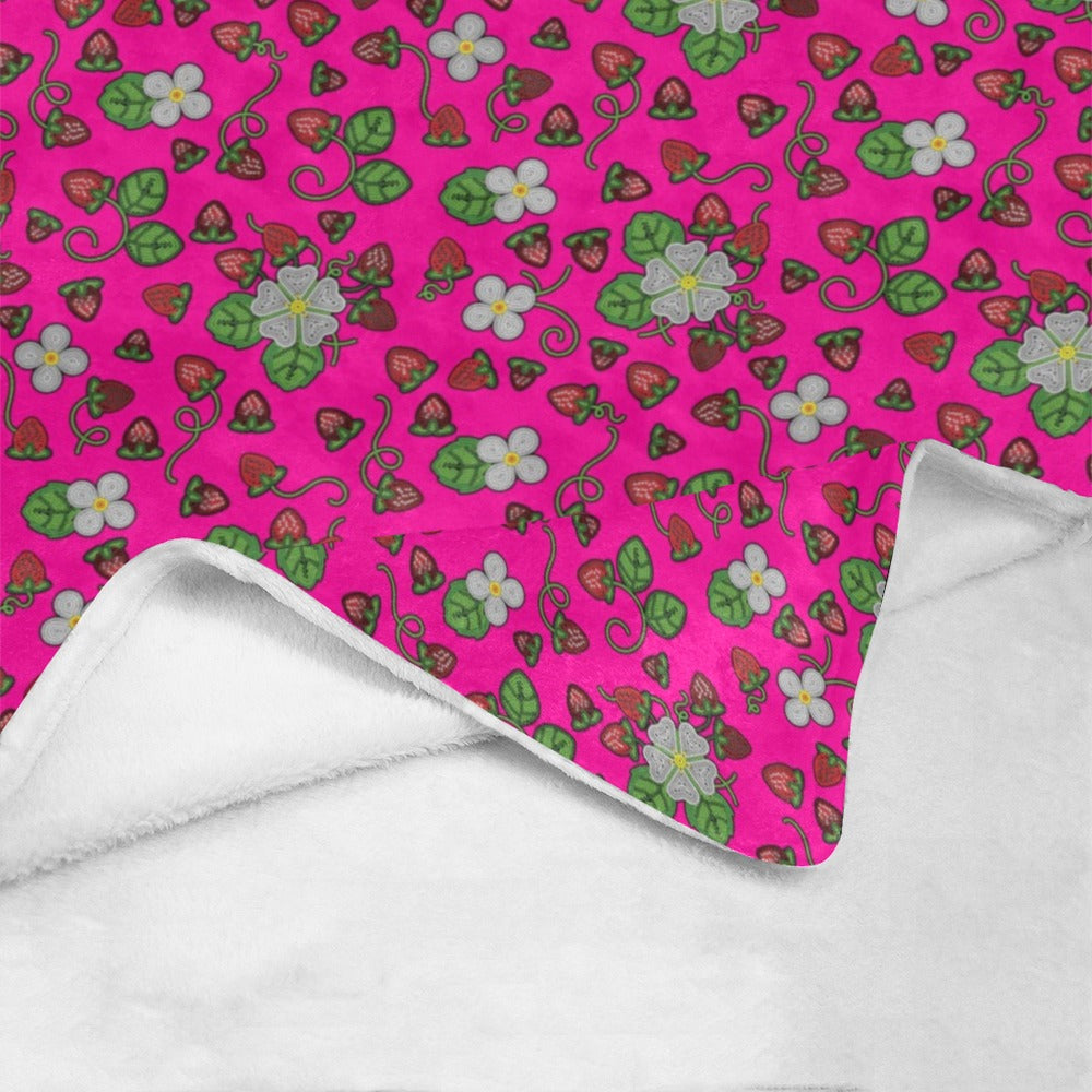Strawberry Dreams Blush Ultra-Soft Micro Fleece Blanket 50"x60"