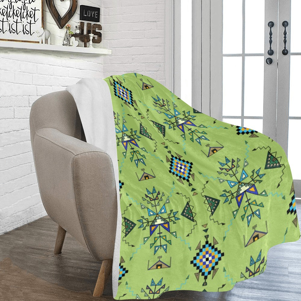 Bear Shield Green X-Large Micro Fleece Blanket