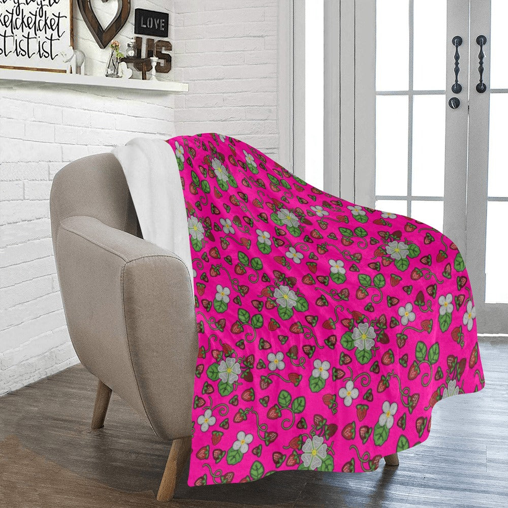 Strawberry Dreams Blush Ultra-Soft Micro Fleece Blanket 50"x60"