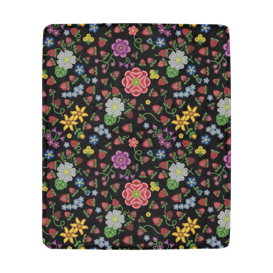 Berry Pop Midnight Ultra-Soft Micro Fleece Blanket 50"x60"
