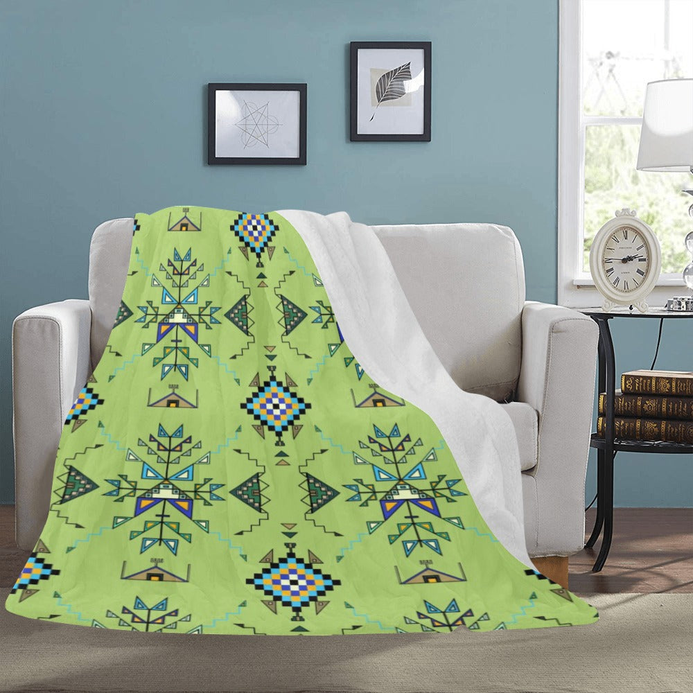 Bear Shield Green X-Large Micro Fleece Blanket