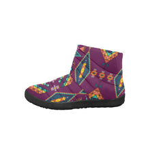 Load image into Gallery viewer, Travois Tipi Berry Women&#39;s Padded Winter Boot
