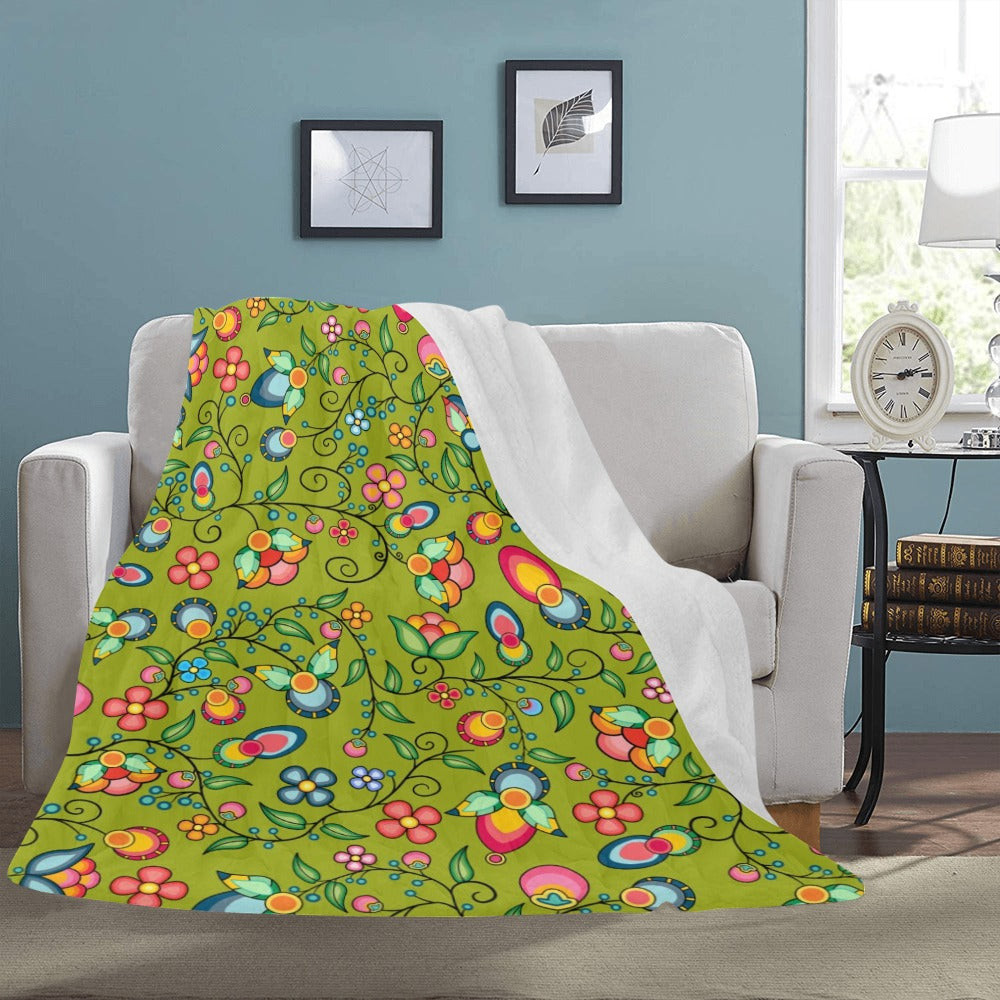 Floral Bounty Sweetgrass X-Large Micro Fleece Blanket