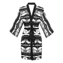 Load image into Gallery viewer, Okotoks Black and White Long Sleeve Kimono Robe Long Sleeve Kimono Robe e-joyer 
