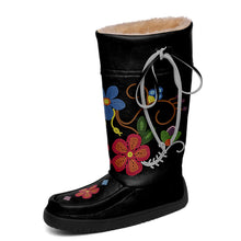 Load image into Gallery viewer, Flower Beadwork People Black Real Leather MocLux
