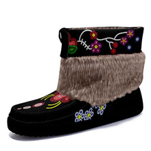 Load image into Gallery viewer, Beaded Gifts Black Leather MocLux Short Style with Fur
