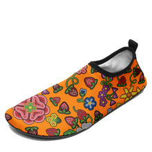 Load image into Gallery viewer, Berry Pop Carrot Kid&#39;s Sockamoccs Slip On Shoes
