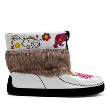 Load image into Gallery viewer, Floral Maskwa White Leather MocLux Short Style with Fur
