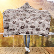 Load image into Gallery viewer, Heart of The Forest Hooded Blanket
