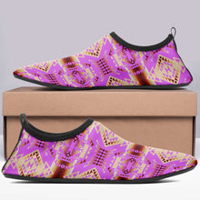 Load image into Gallery viewer, Gathering Earth Lilac Kid&#39;s Sockamoccs Slip On Shoes
