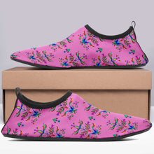 Load image into Gallery viewer, Dakota Damask Cheyenne Pink Kid&#39;s Sockamoccs Slip On Shoes
