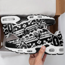 Load image into Gallery viewer, Chiefs Mountain Black and White Niowaa Air Cushion Shoes
