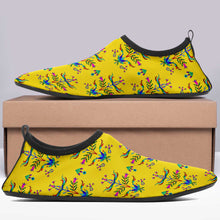 Load image into Gallery viewer, Dakota Damask Yellow Kid&#39;s Sockamoccs Slip On Shoes
