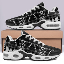 Load image into Gallery viewer, Writing on Stone Black and White Niowaa Air Cushion Shoes
