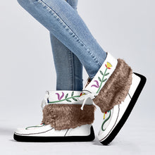 Load image into Gallery viewer, Quill With The Ancestors Real Leather MoccaLux Short Style with Fur
