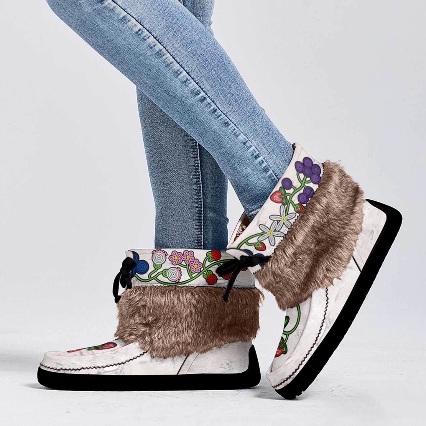 Birch Berries White Leather MocLux Short Style with Fur